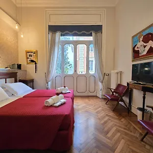 Affittacamere Domus Monamì Luxury, Roma